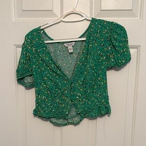 Arizona Jean Company Green Floral Blouse